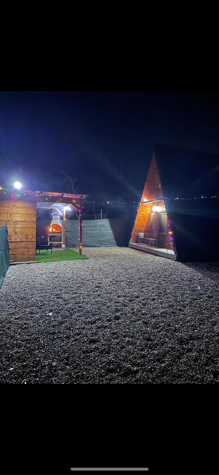 Cabana Tip A La 300 M De Castel Hunedoara Luaran gambar